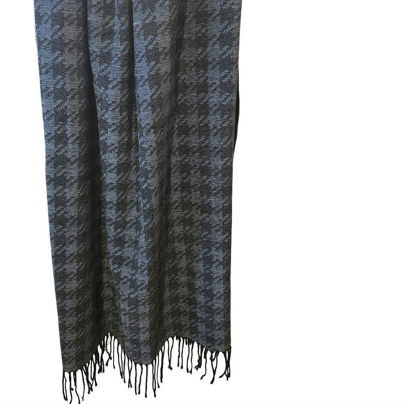 Aurora Paci Italia Accessories - Aurora Paci‎ Italia Fringe Scarf Wide Width  Black Blue Acrylic Fall Winter
